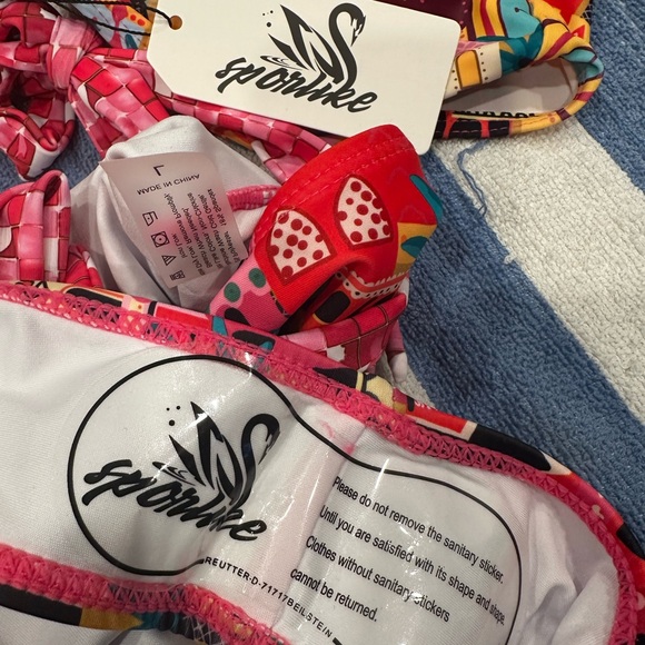 Pink and Blue Bikini with Playful Bow Details - Picture 3 of 7